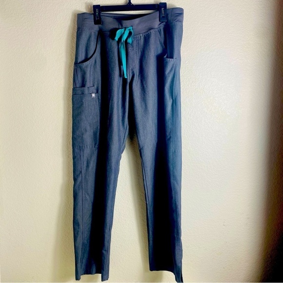 Figs Kade™ Cargo Scrub Pants Graphite Technical Collection Size: SP - Picture 1 of 11